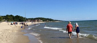 Eagles Nest Carriage House In Bluffton on Mi Back Dune Lake