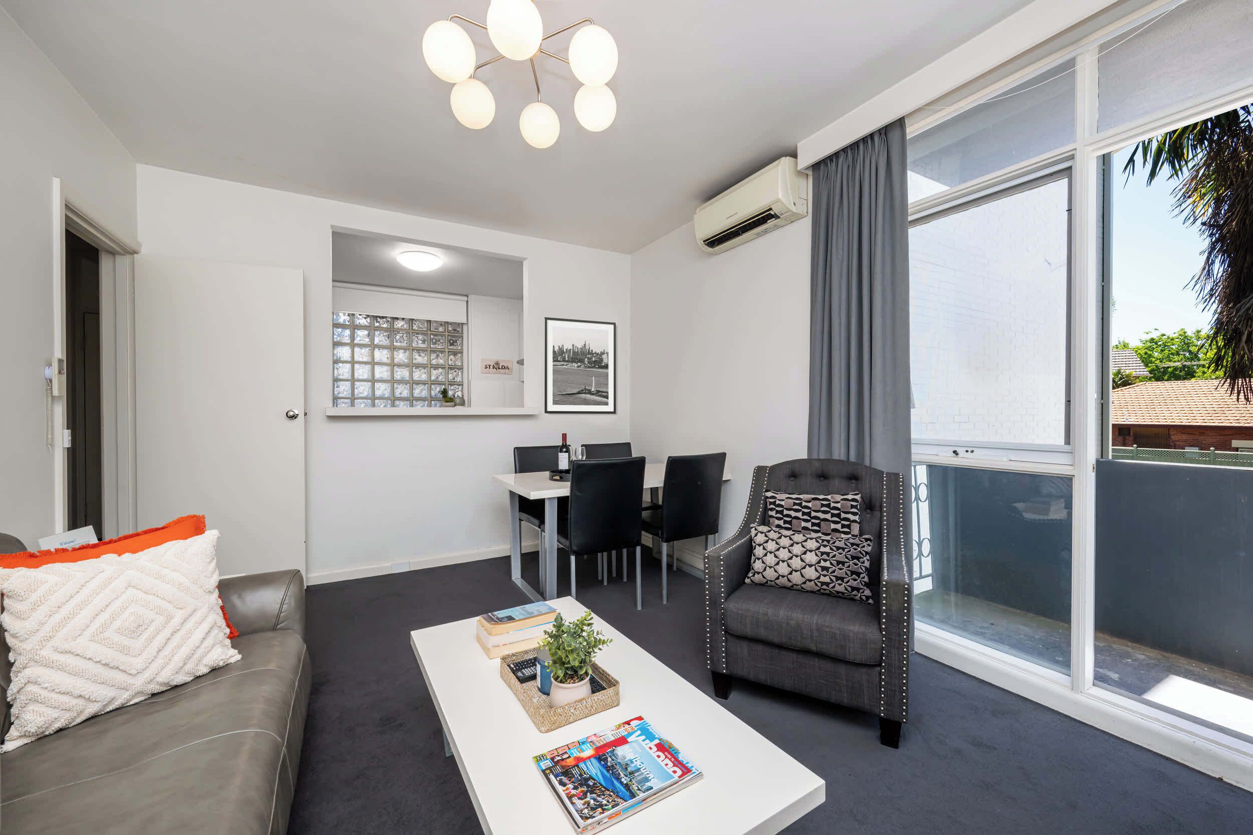 TV, Netflix, streaming services, offices