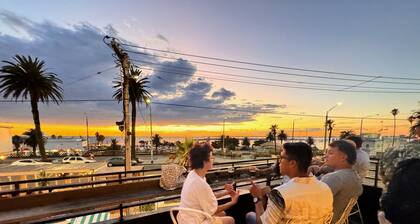 1 Bed King Bed W Parking & Walk to St Kilda Beach