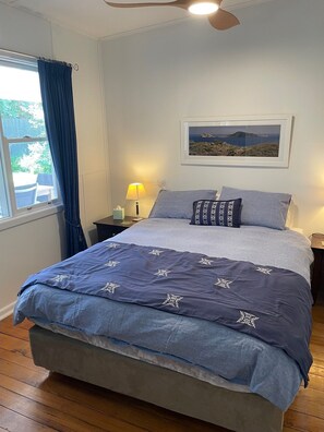 3 bedrooms, iron/ironing board, travel cot, bed sheets