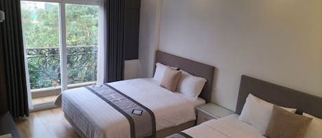 Firemannsrom – familie, ikke-røyk | Minibar, skrivebord, lydisolert og strykejern/-brett