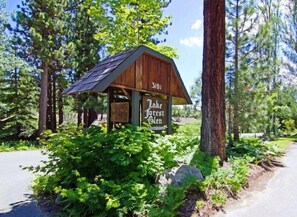 Property grounds - Lake Forest Glen Townhome at End of Cul-de-Sac #40 (Tahoe City)