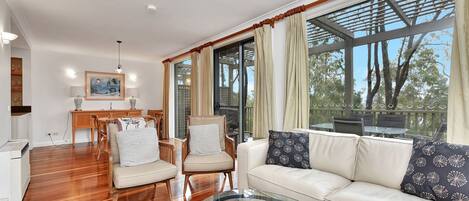 TV, fireplace, DVD player