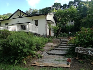 Enceinte de l’hébergement