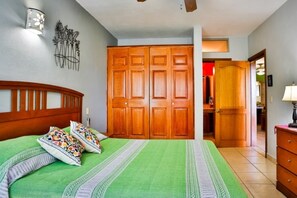 3 bedrooms, in-room safe, desk, iron/ironing board