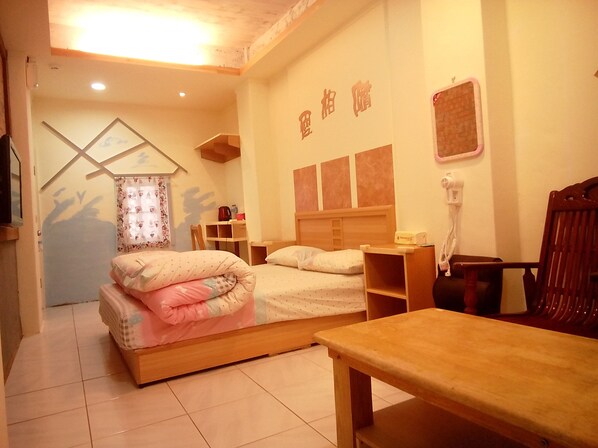 Desk, blackout curtains, rollaway beds, free WiFi
