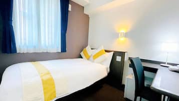 Single Room, Non Smoking | In-room safe, desk, blackout drapes, soundproofing