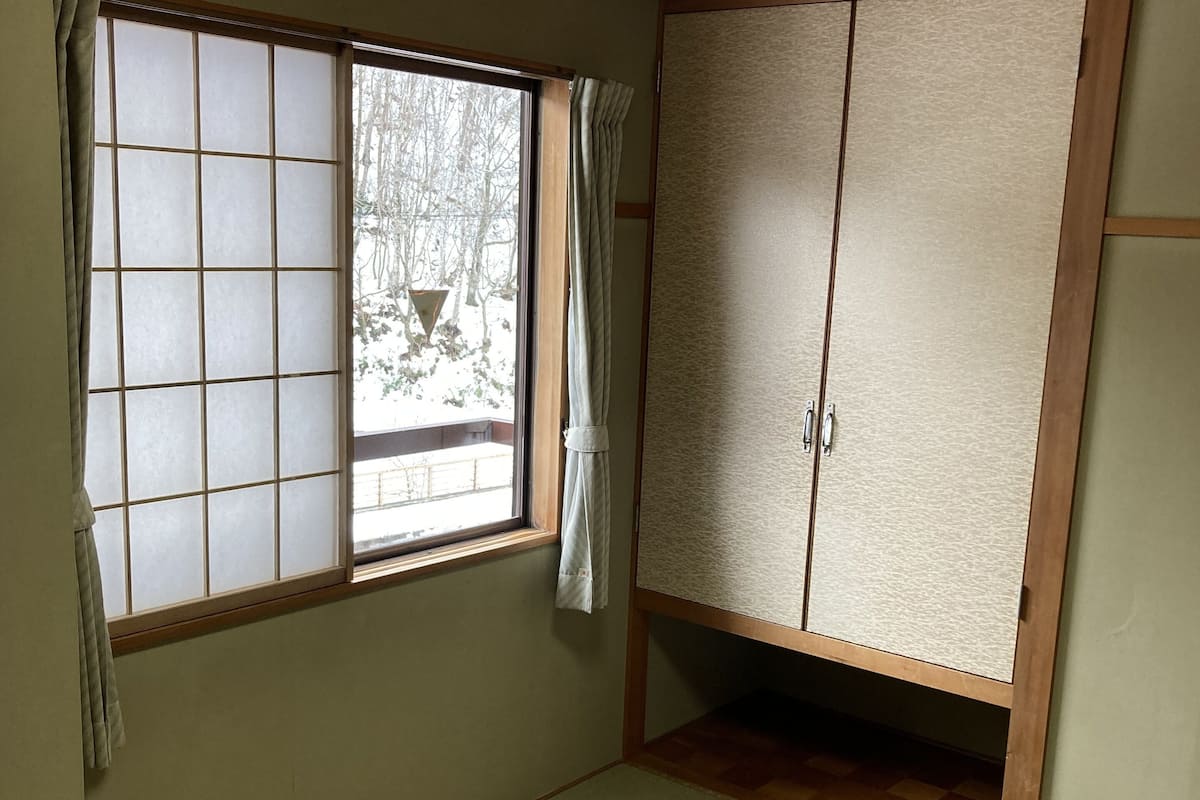 Traditionellt rum (Japanese Style, 3 ppl Max Stay 6night) | MörklÀggningsgardiner, gratis wi-fi och sÀngklÀder