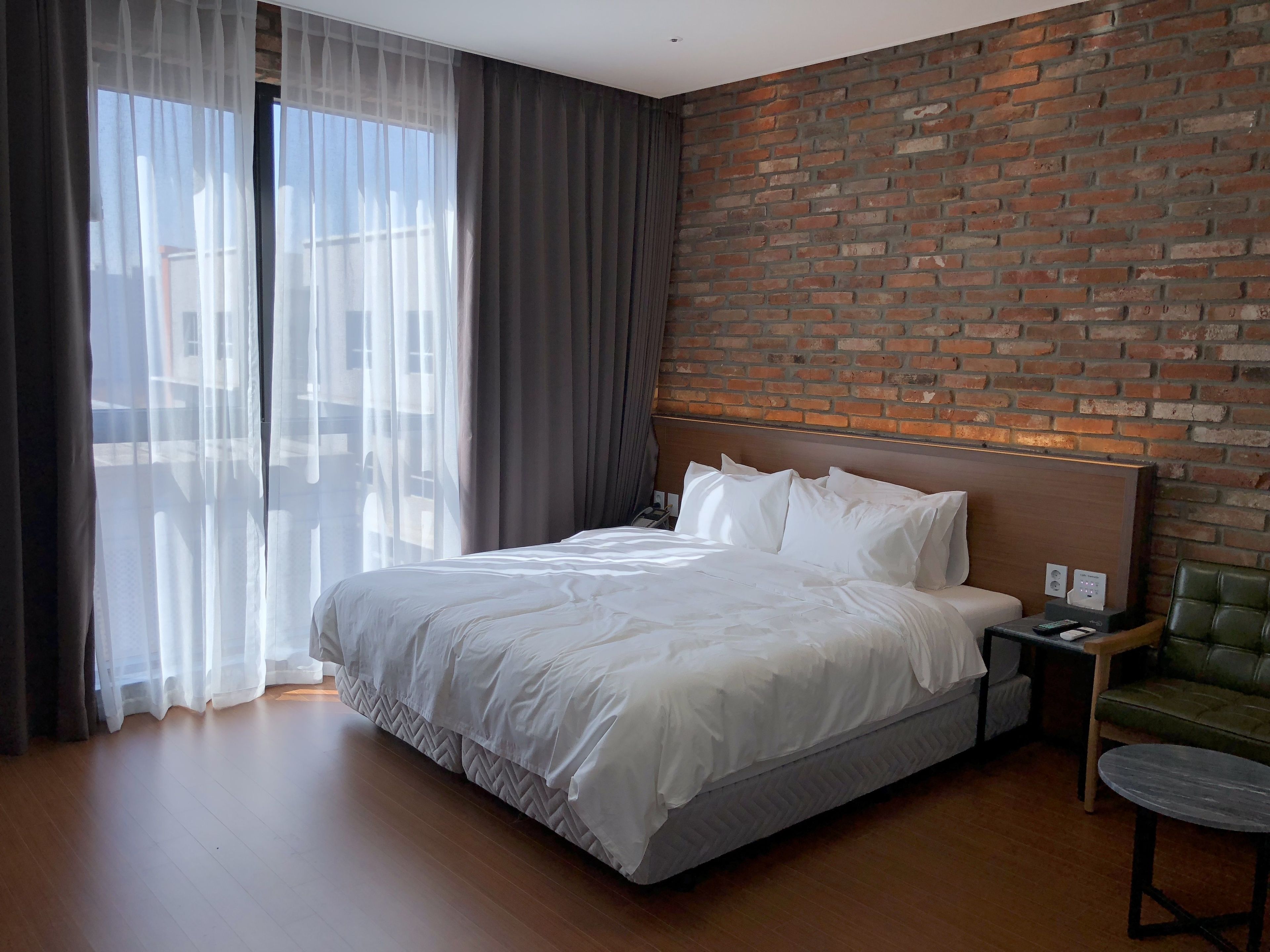 deluxe double room (no breakfast on every monday) | free wifi, bed sheets, wheelchair access