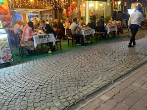Street view - Seher Hotel (Istanbul)