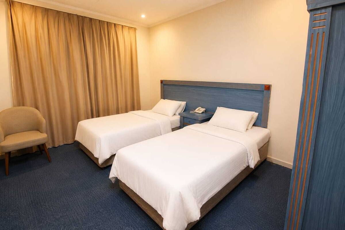 Basic Double Room, 1 Bedroom | Minibar, desk, laptop workspace, blackout drapes