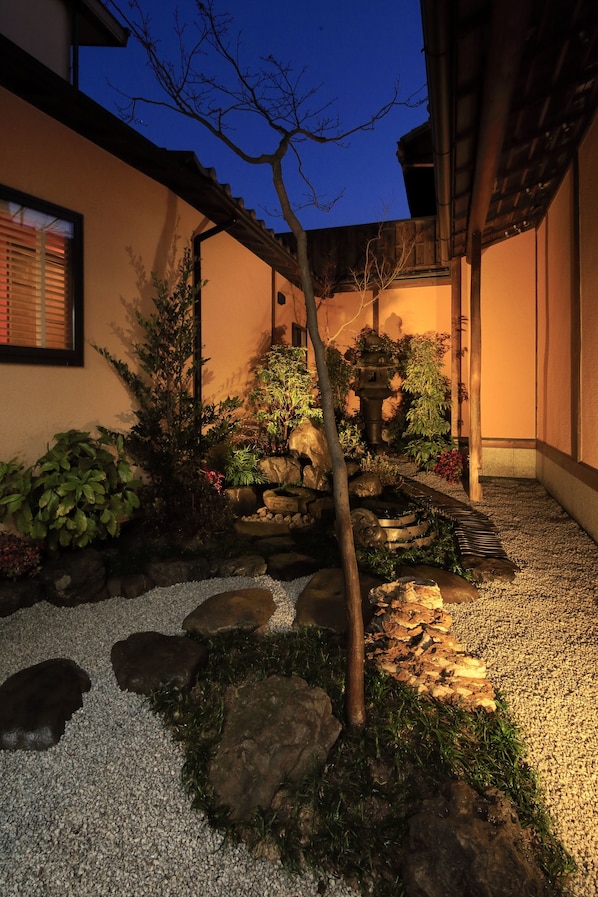 Garden - Kiyomizu Bettei (Kyoto)