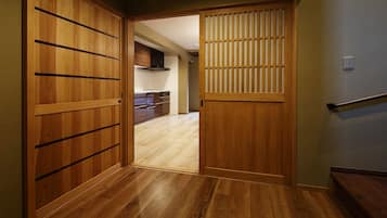 Tradisjonelt hus (Private) | 3 soverom, dundyner, strykejern/-brett og wi-fi (inkludert)