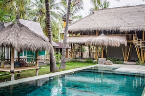 Outdoor pool - Captain Coconuts Gili Air (Gili Air)