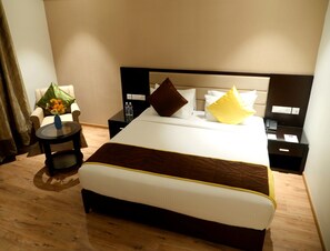 Premium Double Room, 1 Bedroom | Egyptian cotton sheets, premium bedding, down comforters, pillowtop beds - ASR Parklane, A Bergamont Hotel - Hosur (Hosur)