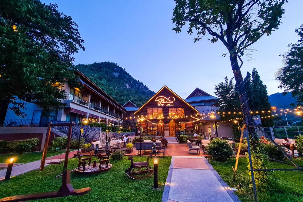Plakan Resort