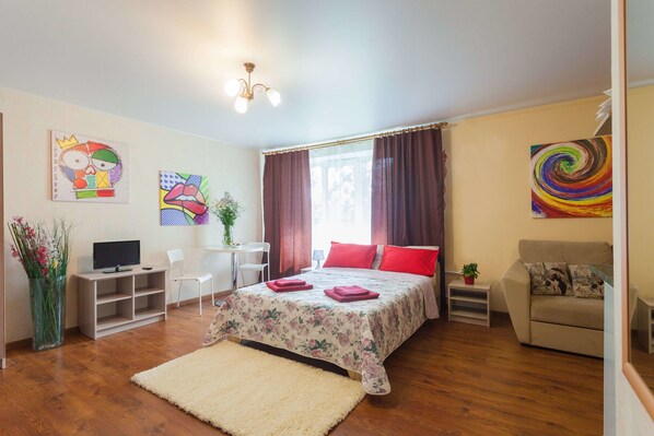 Standard Double Room | In-room safe, iron/ironing board, rollaway beds, bed sheets