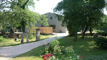 Enceinte de lâhĂ©bergement