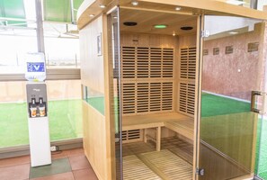 Steam room - The Ole-Ken Hotel (Nakuru)