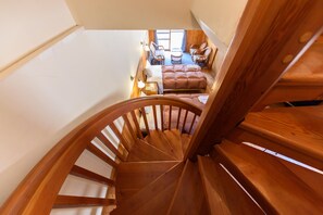 Minibar, bed sheets - Kujukogen Ginga no Yado Kinoko IIseigo (Taketa)