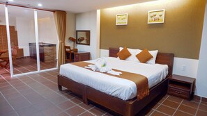 Estudio Deluxe, balcón | Minibar, escritorio, camas supletorias y wifi gratis