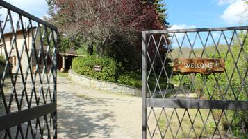 Entrada de la propiedad