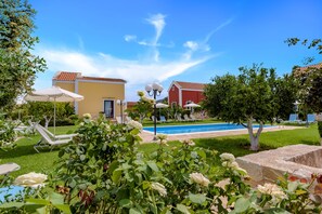 Sundeck - Athousakis Village (Chania)