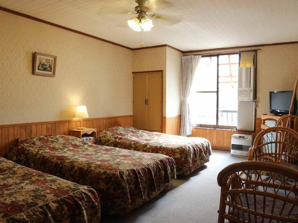 Desk, laptop workspace, iron/ironing board (on request), free WiFi