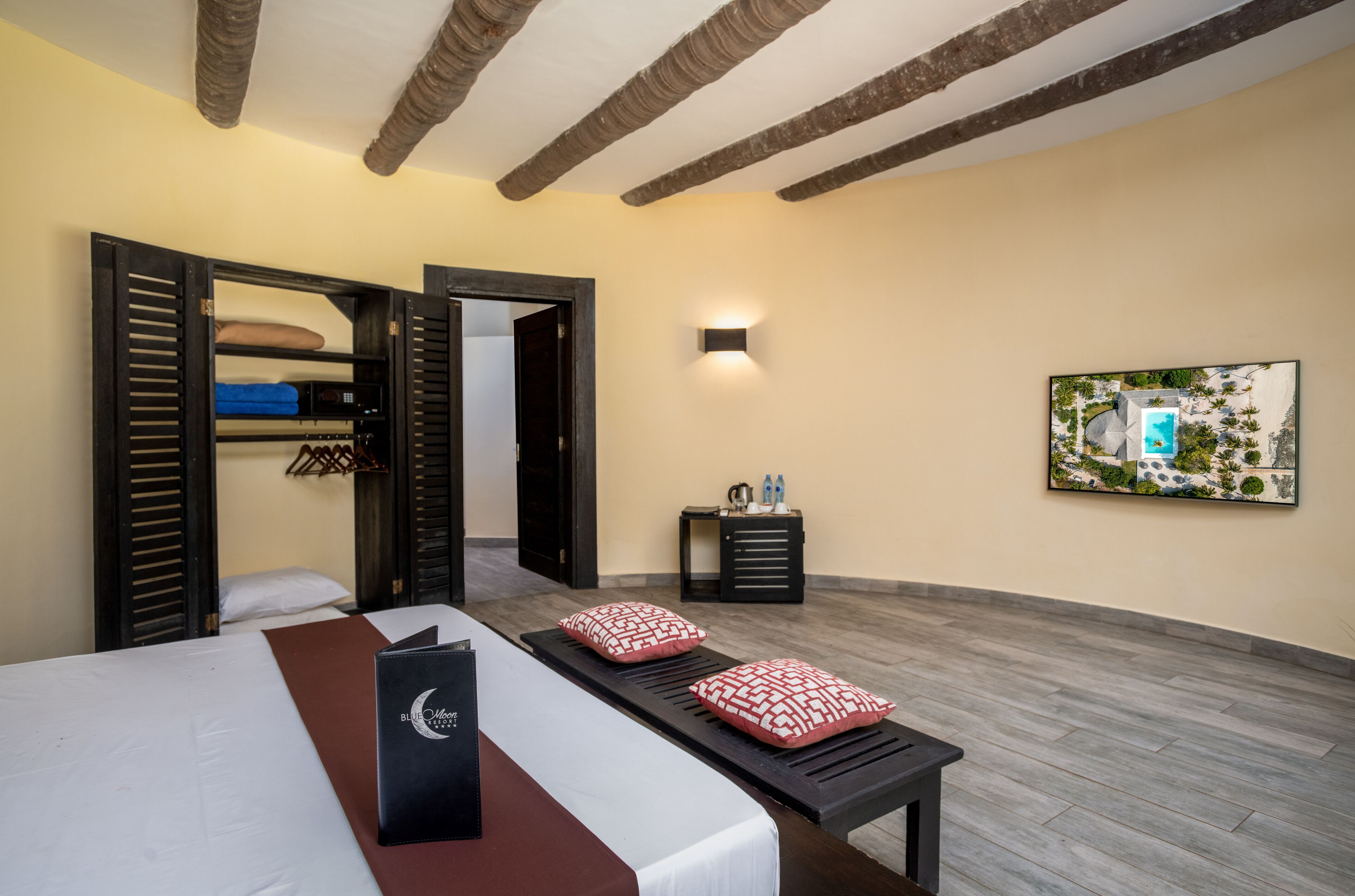 suite, private pool | 1 bedroom, premium bedding, select comfort beds, minibar
