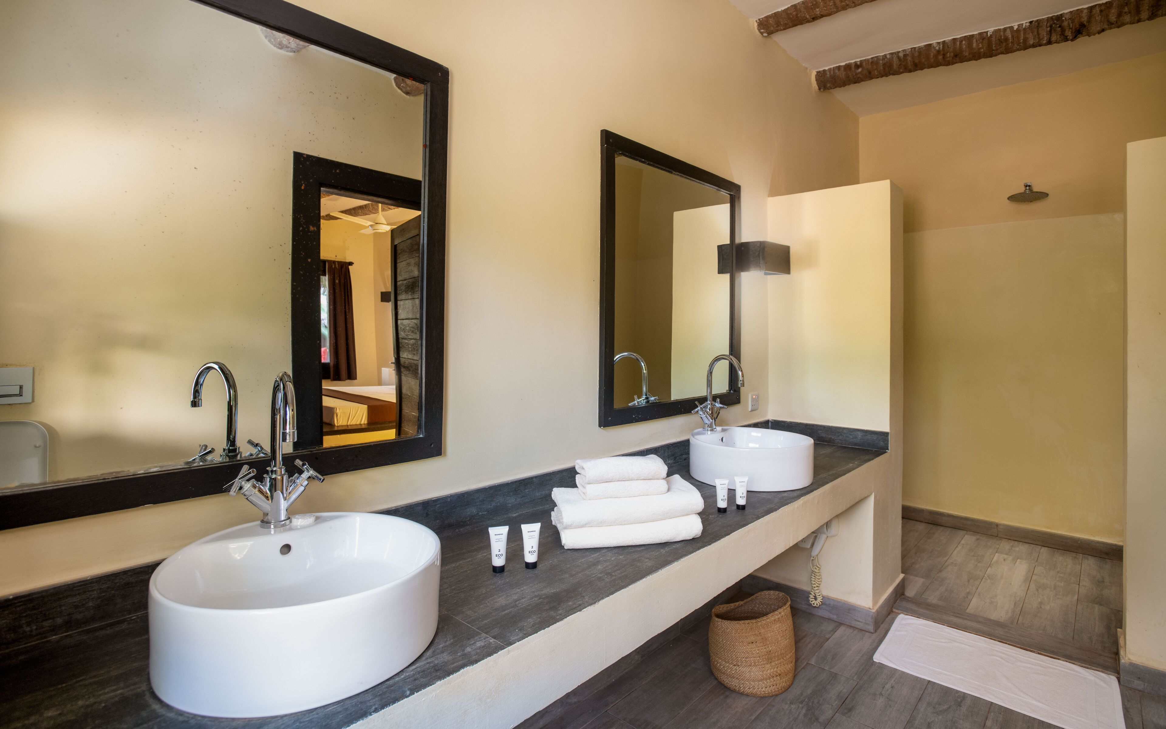 free toiletries, hair dryer, bidet, towels