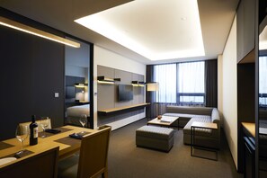 GLAD House | Living area | Flat-screen TV - Glad Mapo (Seoul)