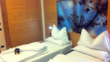 Minibar, két bảo mật tại phòng, truy cập Internet không dây miễn phí