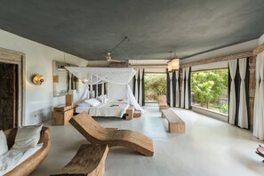 Royal Suite - The Majlis Hotel (Manda Island)