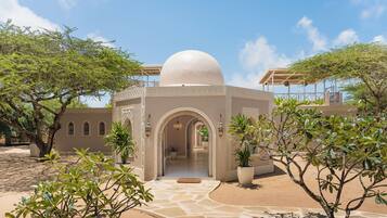 Aromaterapi, deep tissue-massage, svensk massage