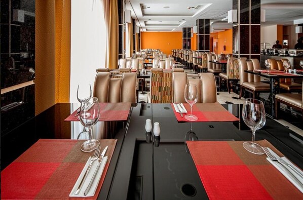 Restaurant - iu Hotel Luanda Cacuaco (Cacuaco)
