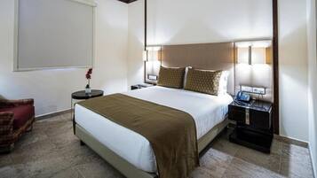 Standard Double Room | In-room safe, desk, soundproofing, rollaway beds