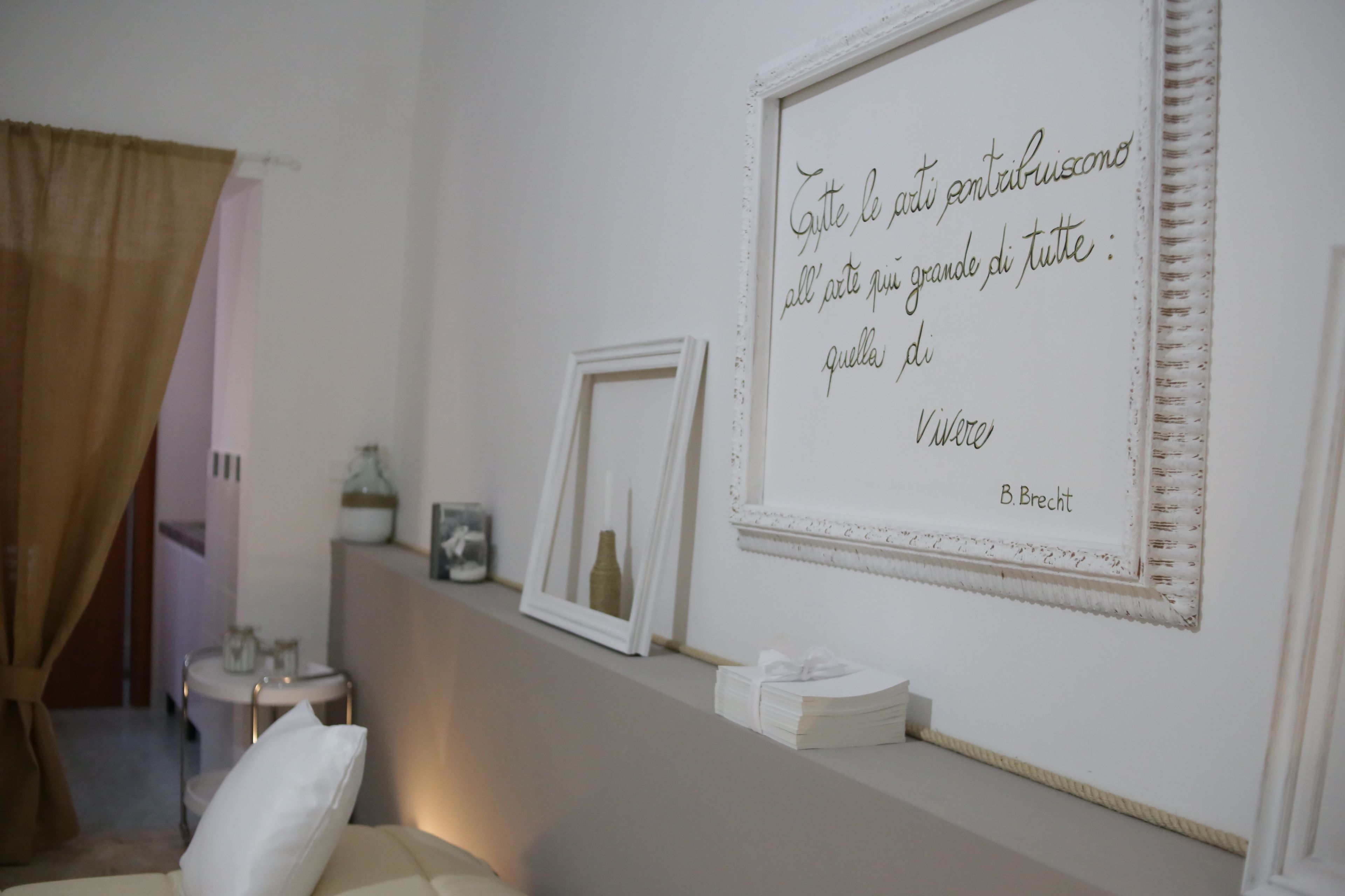 Habitación triple superior | Artículos del minibar gratis, escritorio, camas extra y wifi gratis 