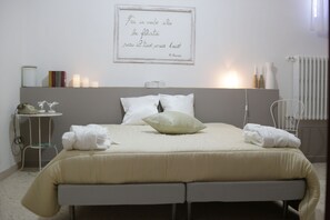 Free minibar items, desk, rollaway beds, free WiFi - Le Dimore degli Artisti (Venosa)