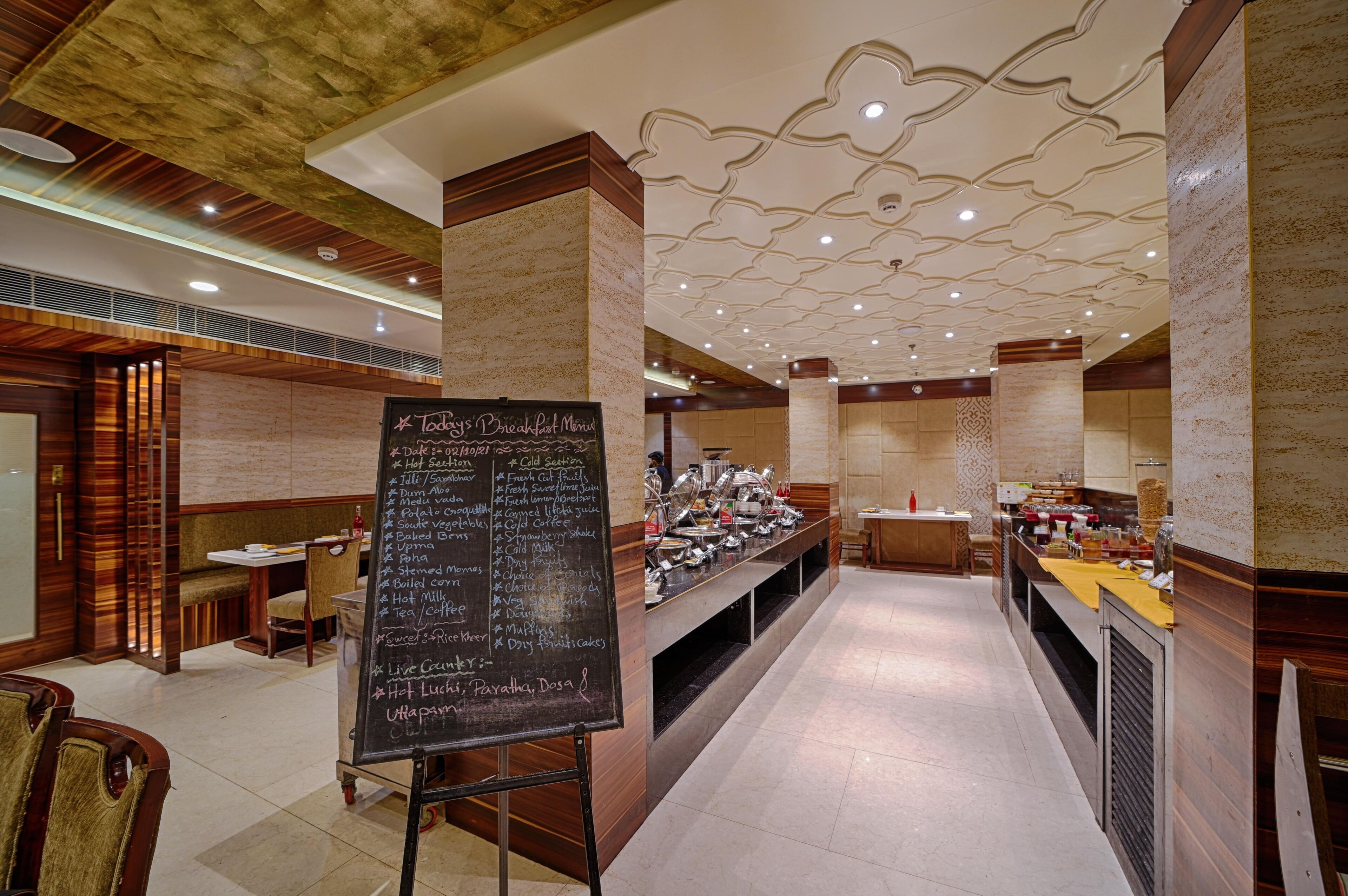 Esmorzar diari complet (600 INR per persona) 