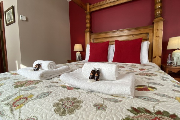 Deluxe Double Room, Ensuite (Four Poster)