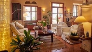 Living area - Hotel Nord (Estellencs)