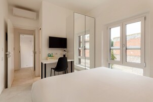 华丽双人房 | 1 多间卧室、防过敏的被褥、特色家居、办公桌