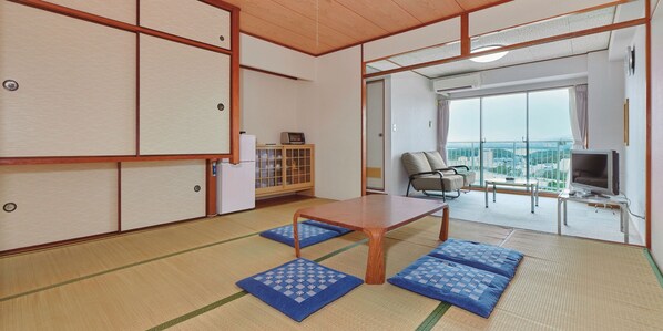 In-room safe, free WiFi