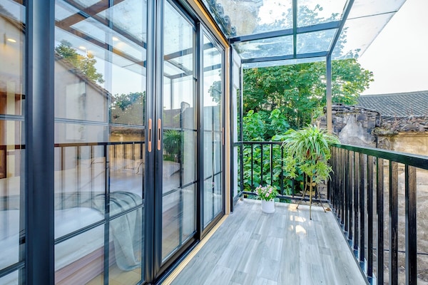 Loft Keluarga, Beberapa Tempat Tidur, balkon, lantai mezzanine | Pemandangan dari kamar