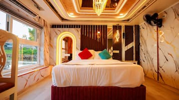Egyptian cotton sheets, premium bedding, individually furnished