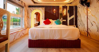 Beachparadise Daycruise houseboat