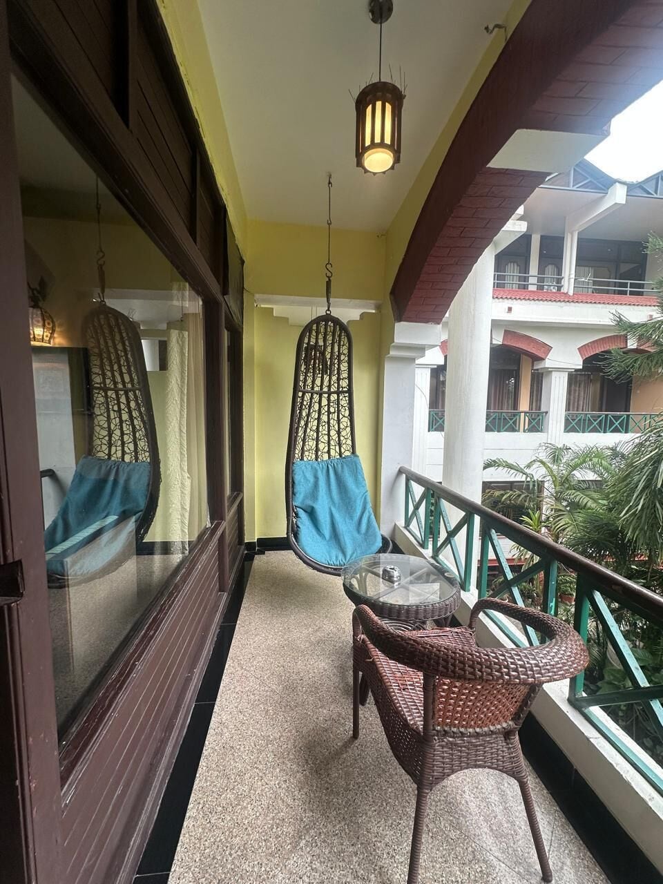 Traditional-Doppelzimmer, 1 King-Bett, Hügelblick | Terrasse/Patio