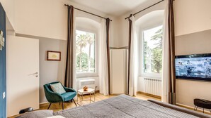2 habitaciones, tabla de planchar con plancha y wifi gratis 