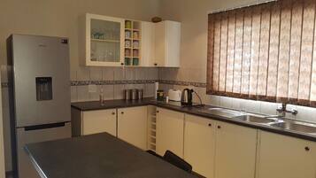 Luxury Cottage | Private kitchen | Coffee/tea maker
