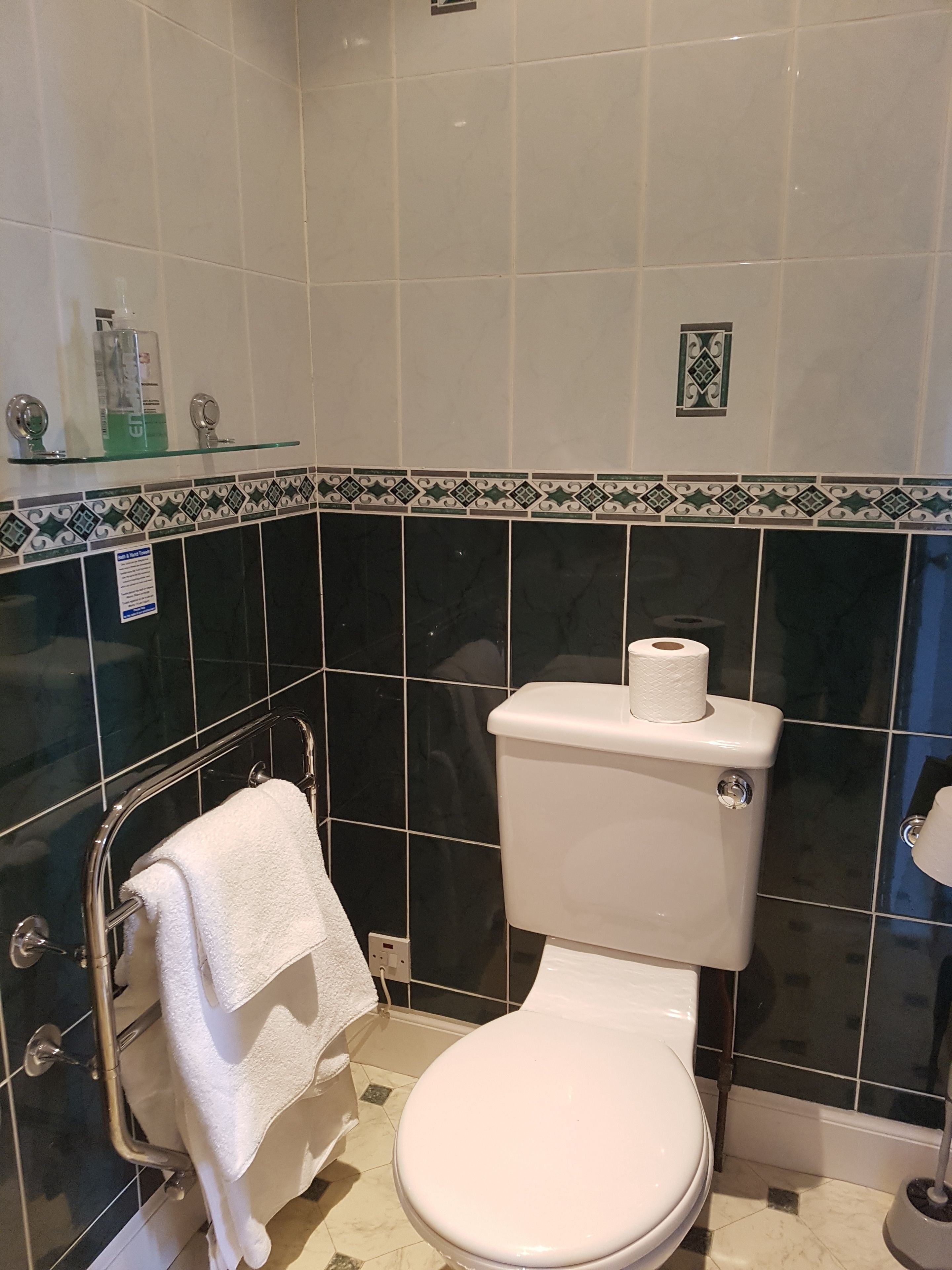 shower, free toiletries, towels